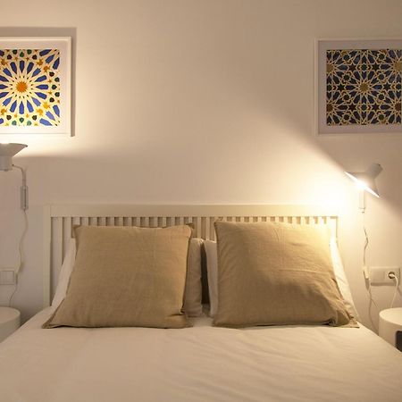 Reyes Catolicos II Suite Apartment Севиля Екстериор снимка