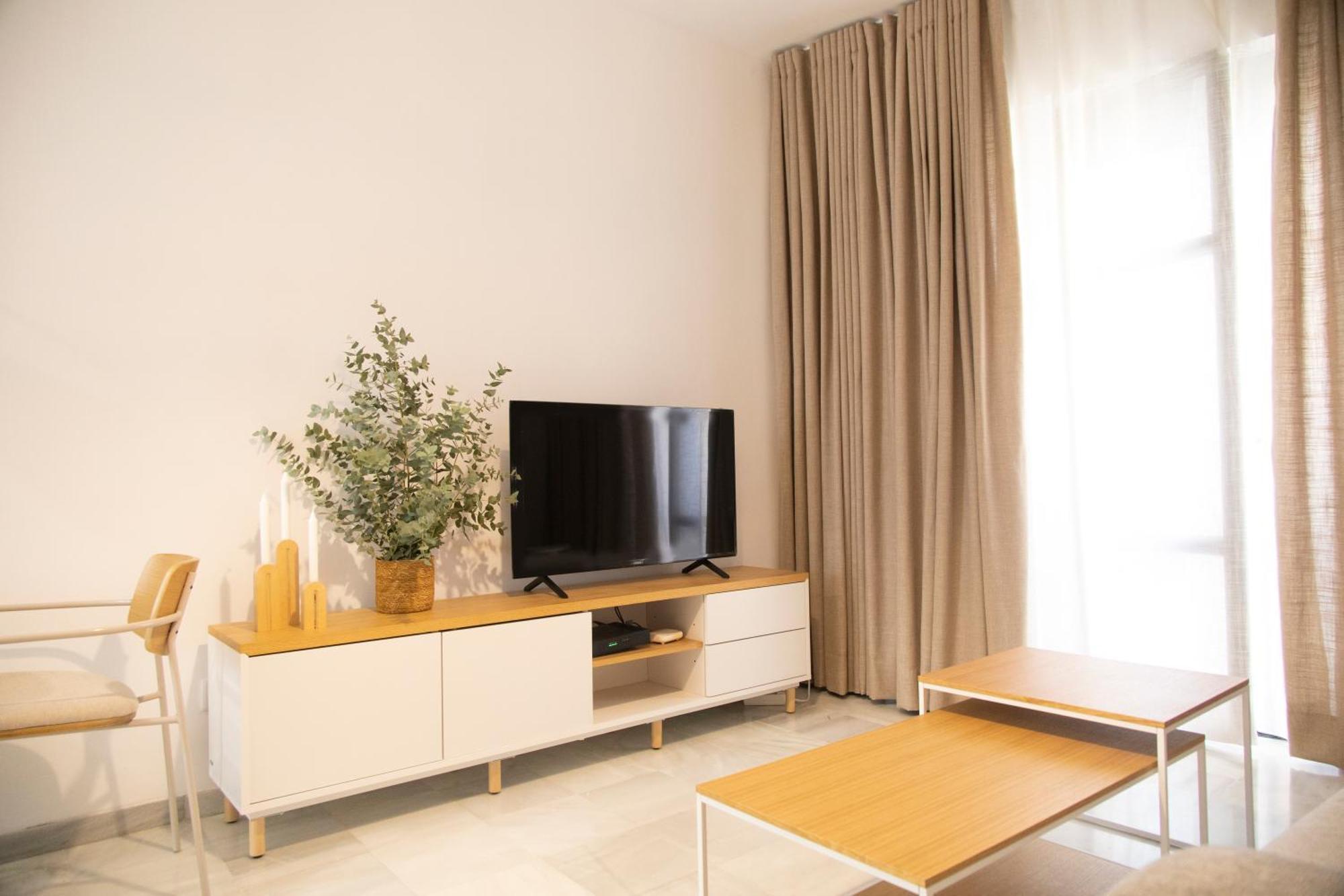 Reyes Catolicos II Suite Apartment Севиля Екстериор снимка