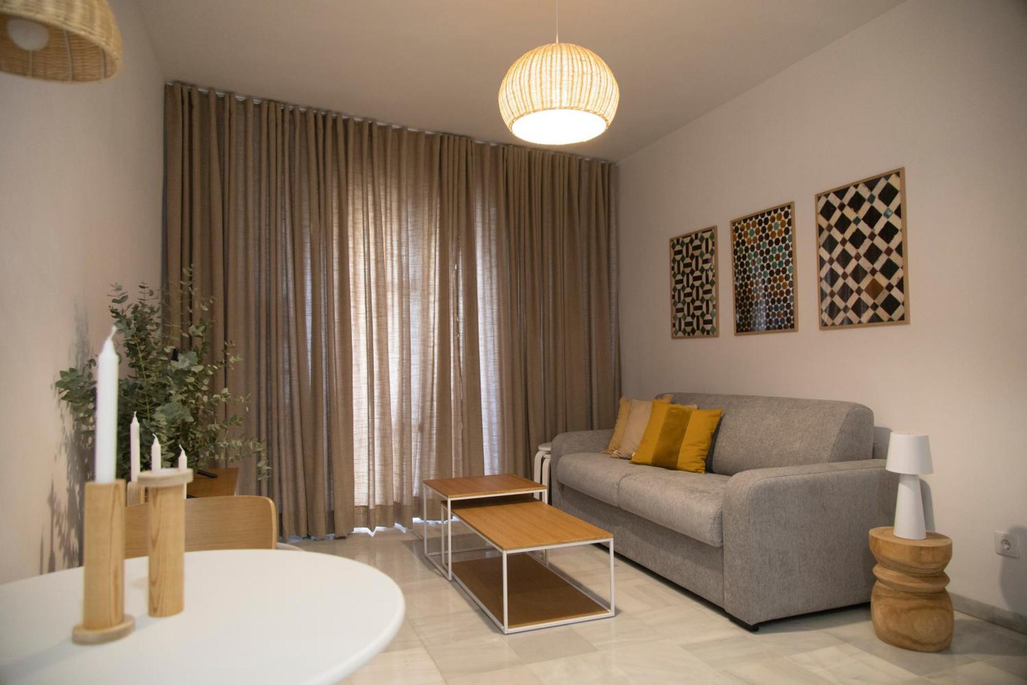 Reyes Catolicos II Suite Apartment Севиля Екстериор снимка